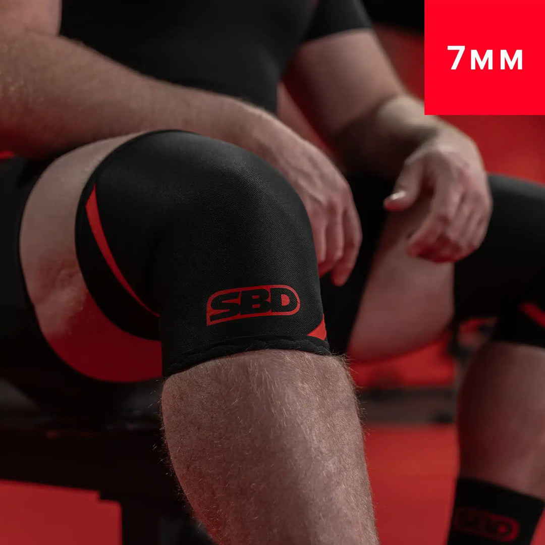 Ginocchiere Powerlifting, ginocchiere da powerlifting, le migliori ginocchiere per il powerlifting, ginocchiere neoprene, supporto ginocchia, supporto articolazioni, sostegno ginocchia, ginocchiere SBD, ginocchiere powerlifting SBD, ginocchiere squat, ginocchiere stacco