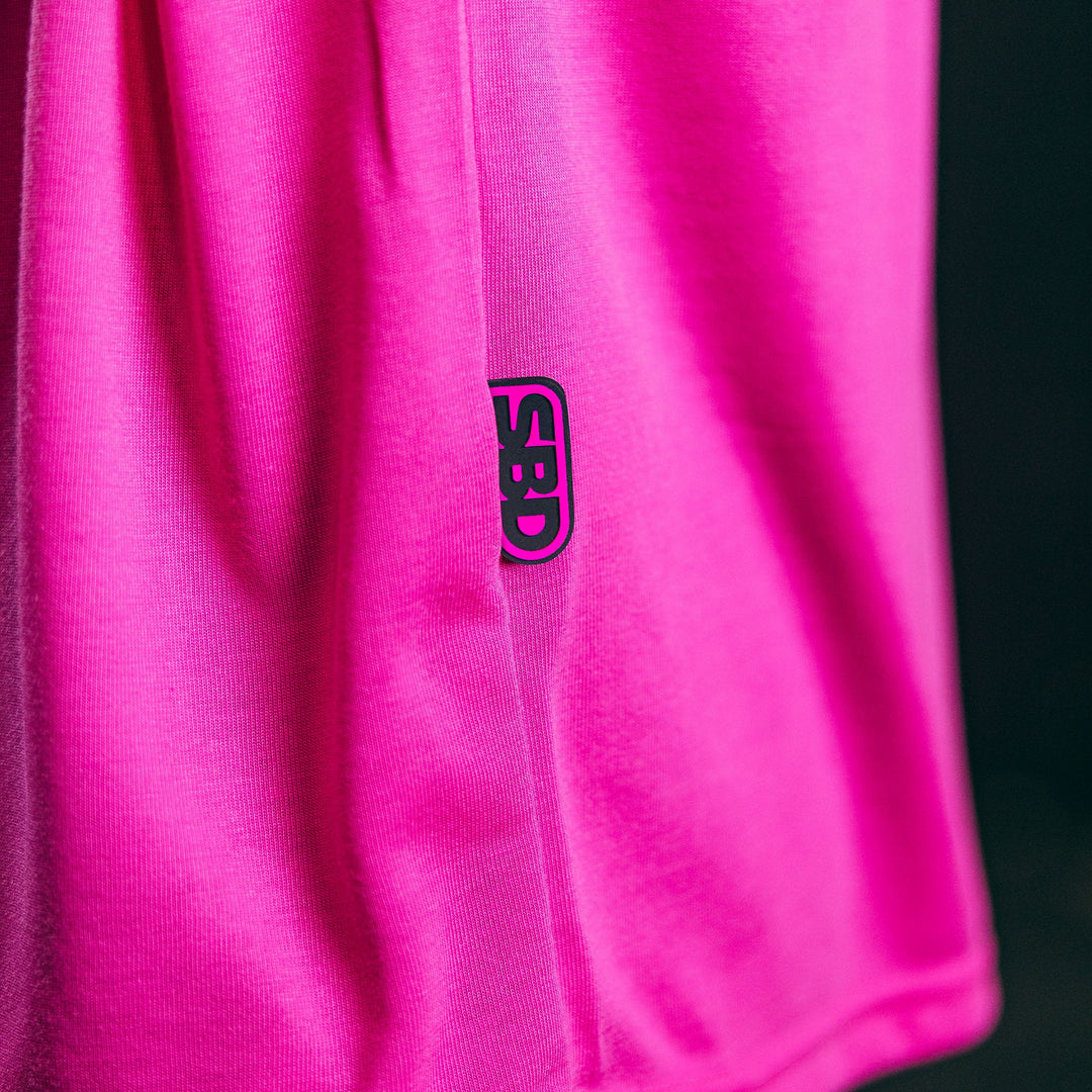 Camiseta Oversize Nova (Rosa Brillante) - Unisex