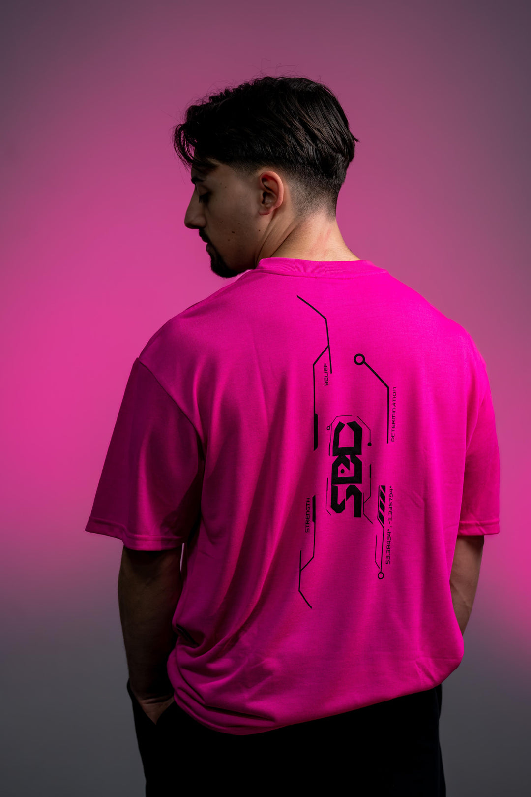 Camiseta Oversize Nova (Rosa Brillante) - Unisex